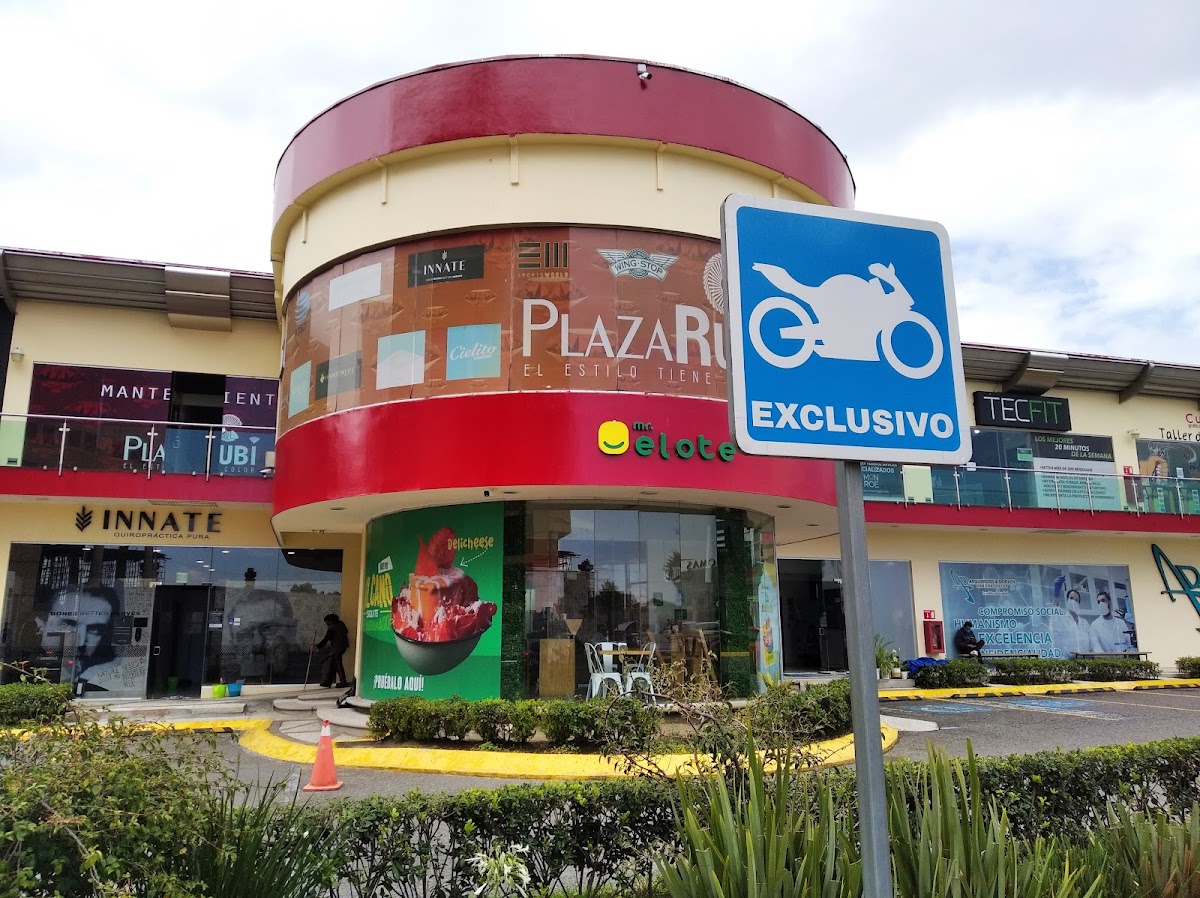 Plaza Rubí Mall